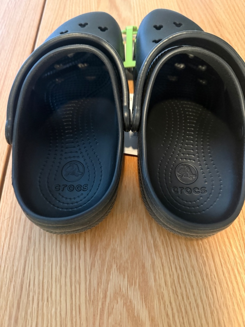 RARE Disney Parks Crocs Mickey Classic II Black NWT M8 W10 Disney Park Exclusive - Picture 5 of 6